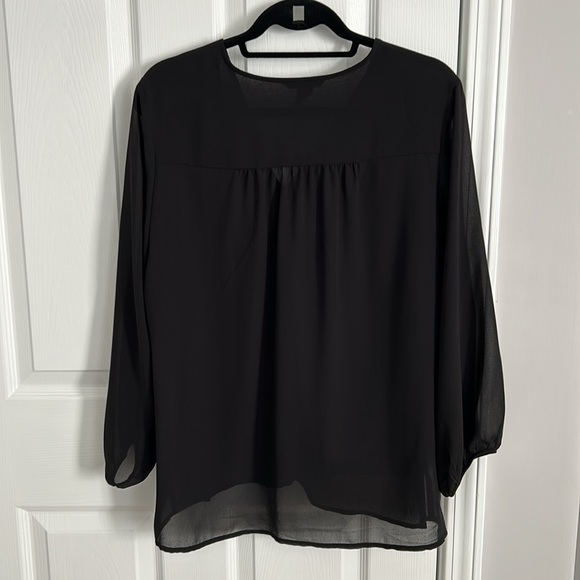 H & M sheer black 3/4 sleeve balloon sleeve button down v-neck top. - Picture 4 of 7
